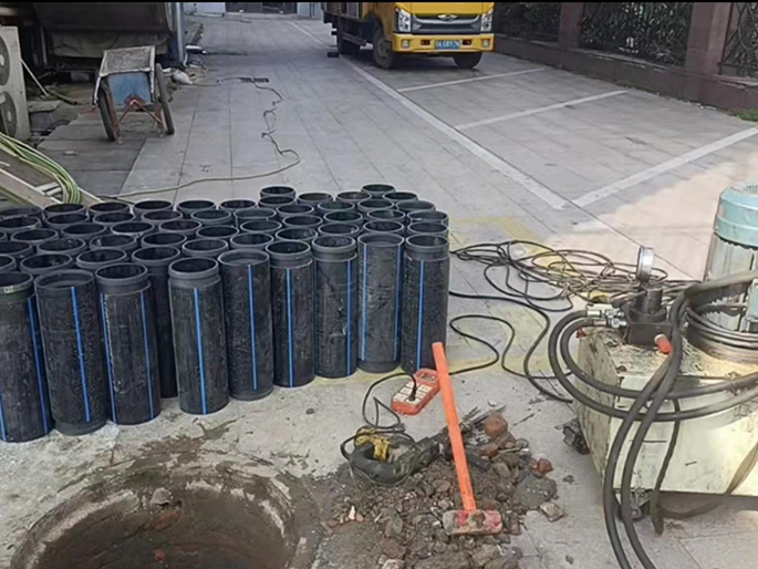潮安PE置换管厂家 DN315置换管 非开挖管短管置换